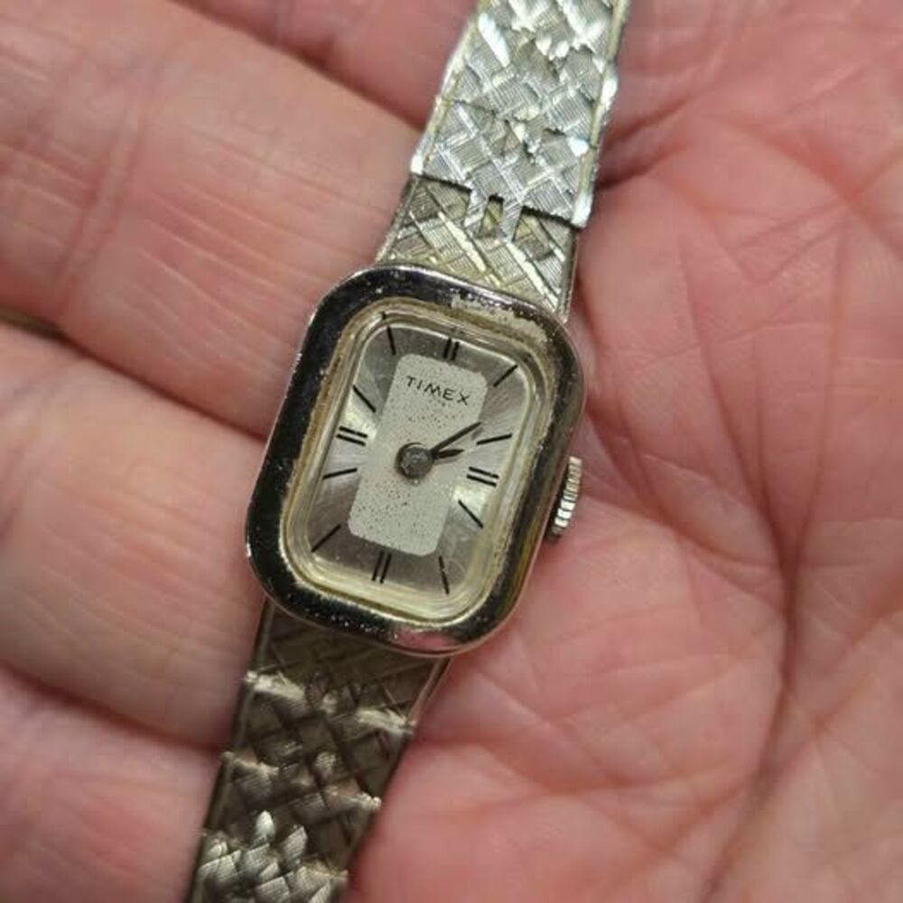Vintage Timex Women's Mechanical Watch